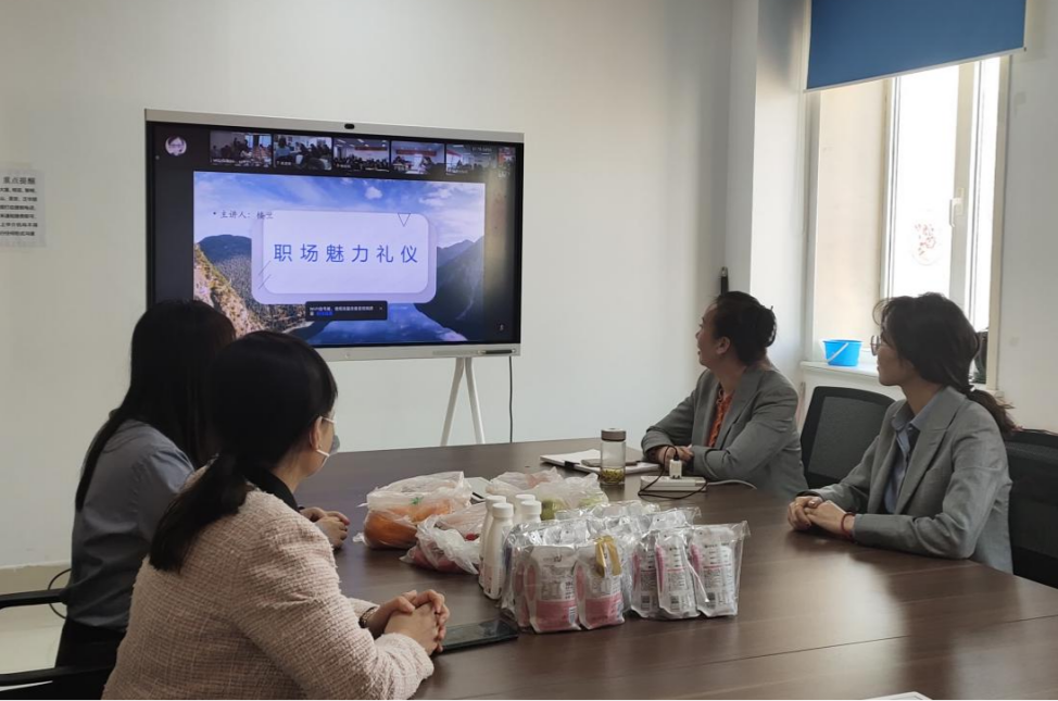 图片9999 图片9999