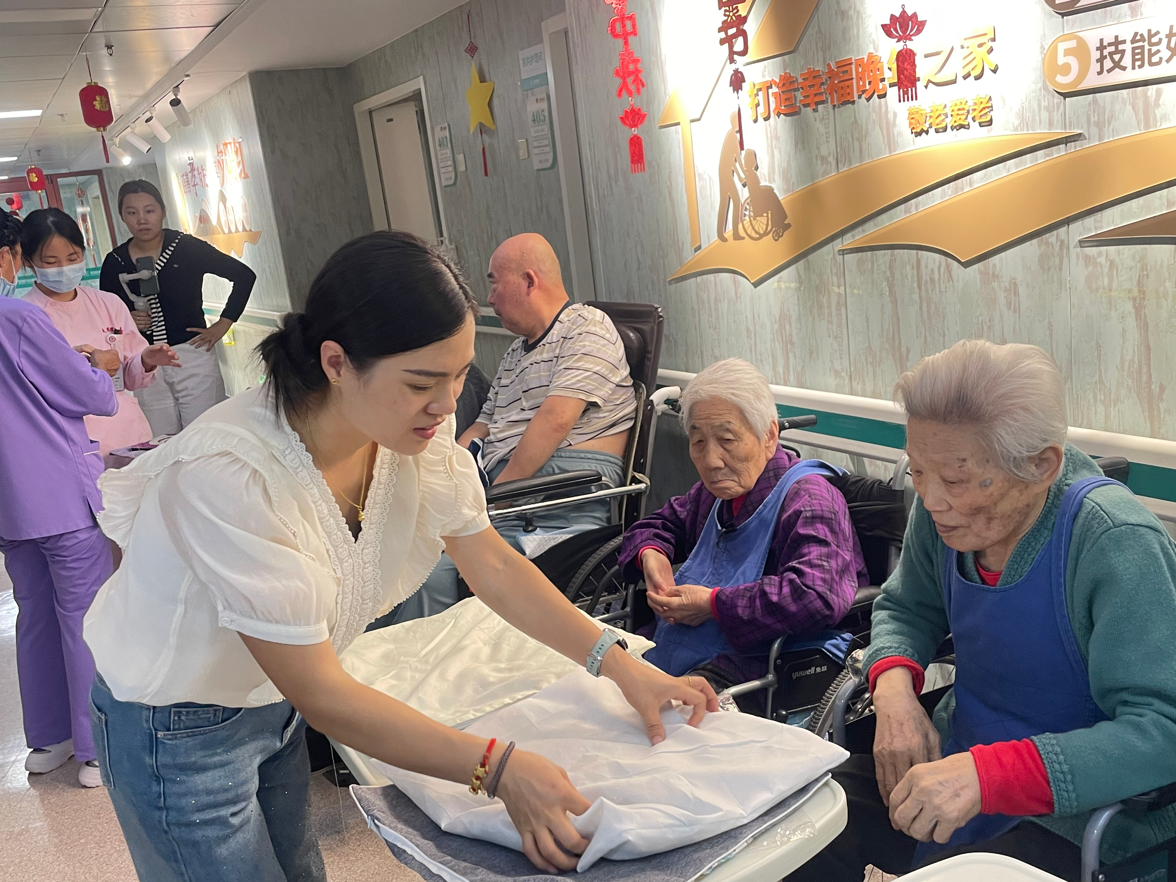 图片10 图片10